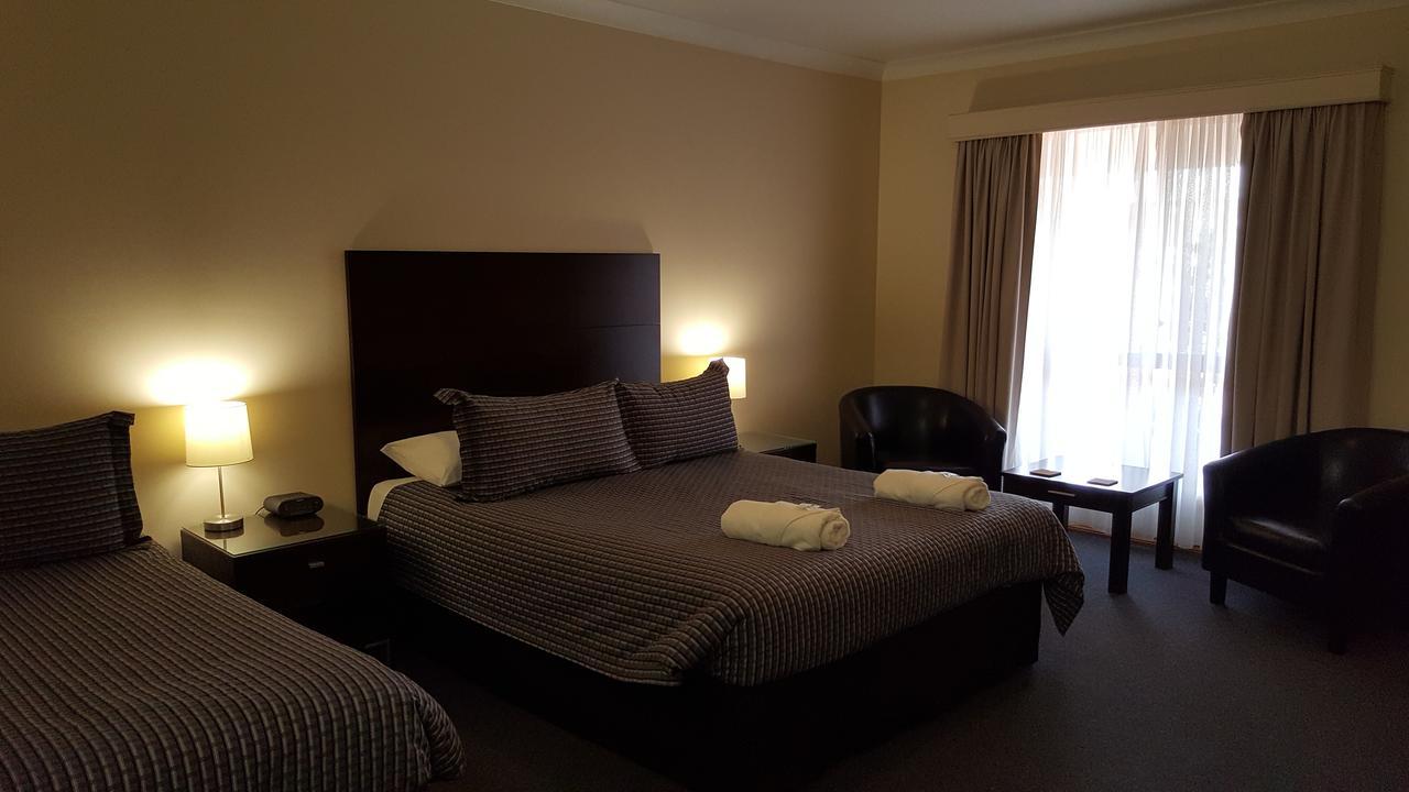 Gateway Motor Inn - Self Check-In Broken Hill Exterior foto